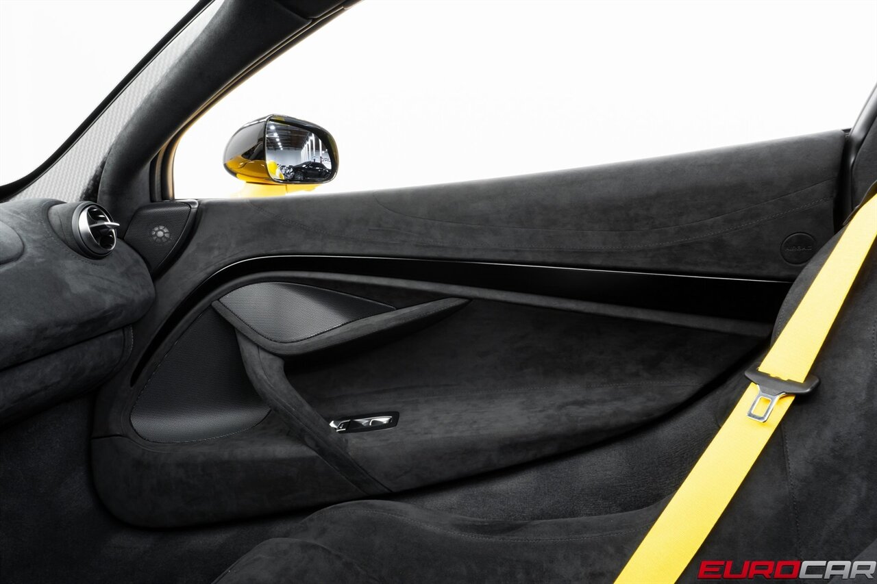 2024 McLaren 750S Spider  *JUST OVER 100 MILES * BEAUTIFUL SPEC* - Photo 25 - Costa Mesa, CA 92626