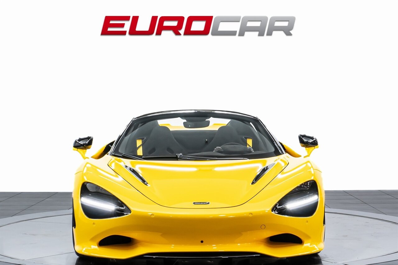 2024 McLaren 750S Spider  *JUST OVER 100 MILES * BEAUTIFUL SPEC* - Photo 10 - Costa Mesa, CA 92626