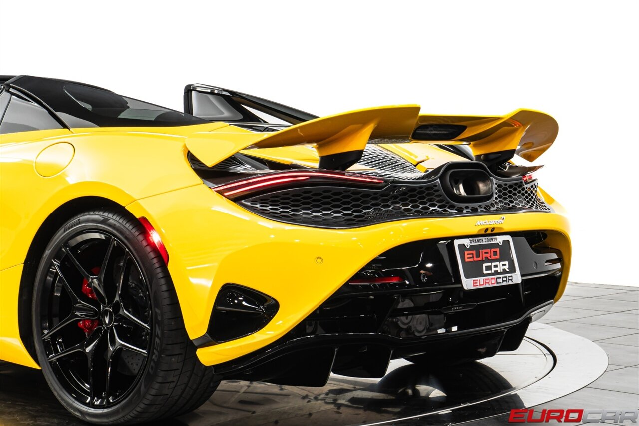 2024 McLaren 750S Spider *JUST OVER 100 MILES * BEAUTIFUL SPEC* - Photo 20 - Costa Mesa, CA 92626