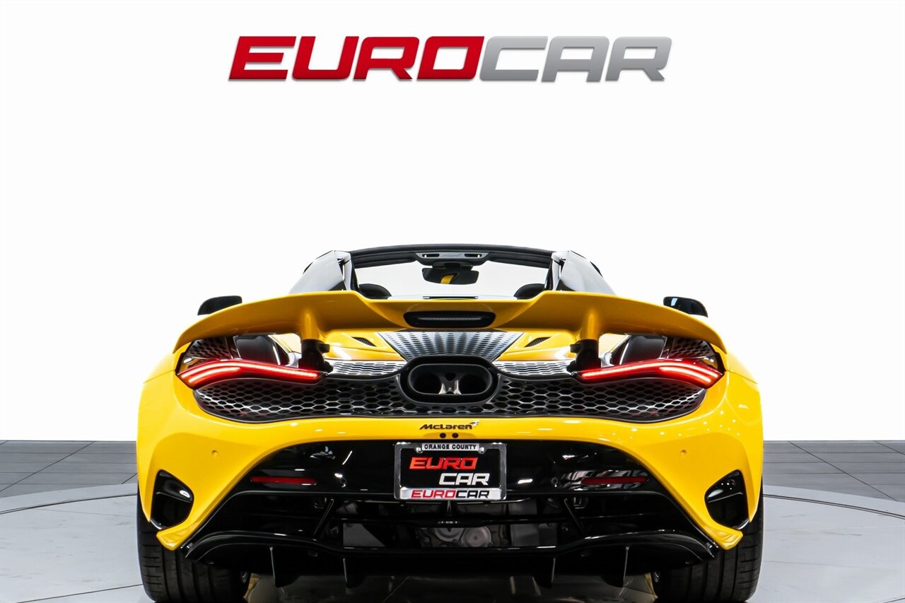 2024 McLaren 750S Spider  *JUST OVER 100 MILES * BEAUTIFUL SPEC* - Photo 5 - Costa Mesa, CA 92626