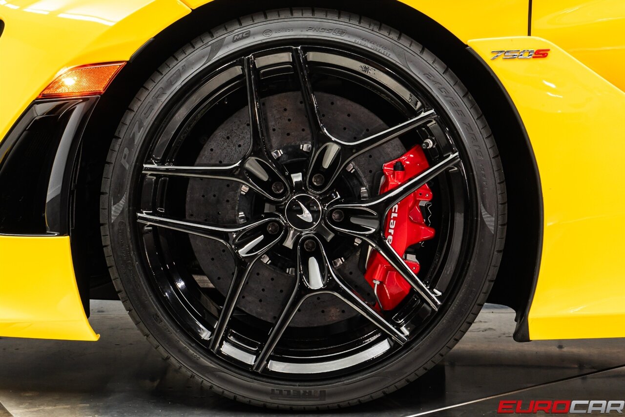 2024 McLaren 750S Spider *JUST OVER 100 MILES * BEAUTIFUL SPEC* - Photo 24 - Costa Mesa, CA 92626