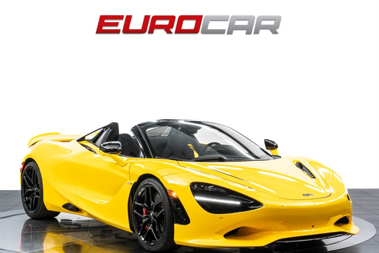 2024 McLaren 750S Spider *JUST OVER 100 MILES * BEAUTIFUL SPEC* - Photo 9 - Costa Mesa, CA 92626