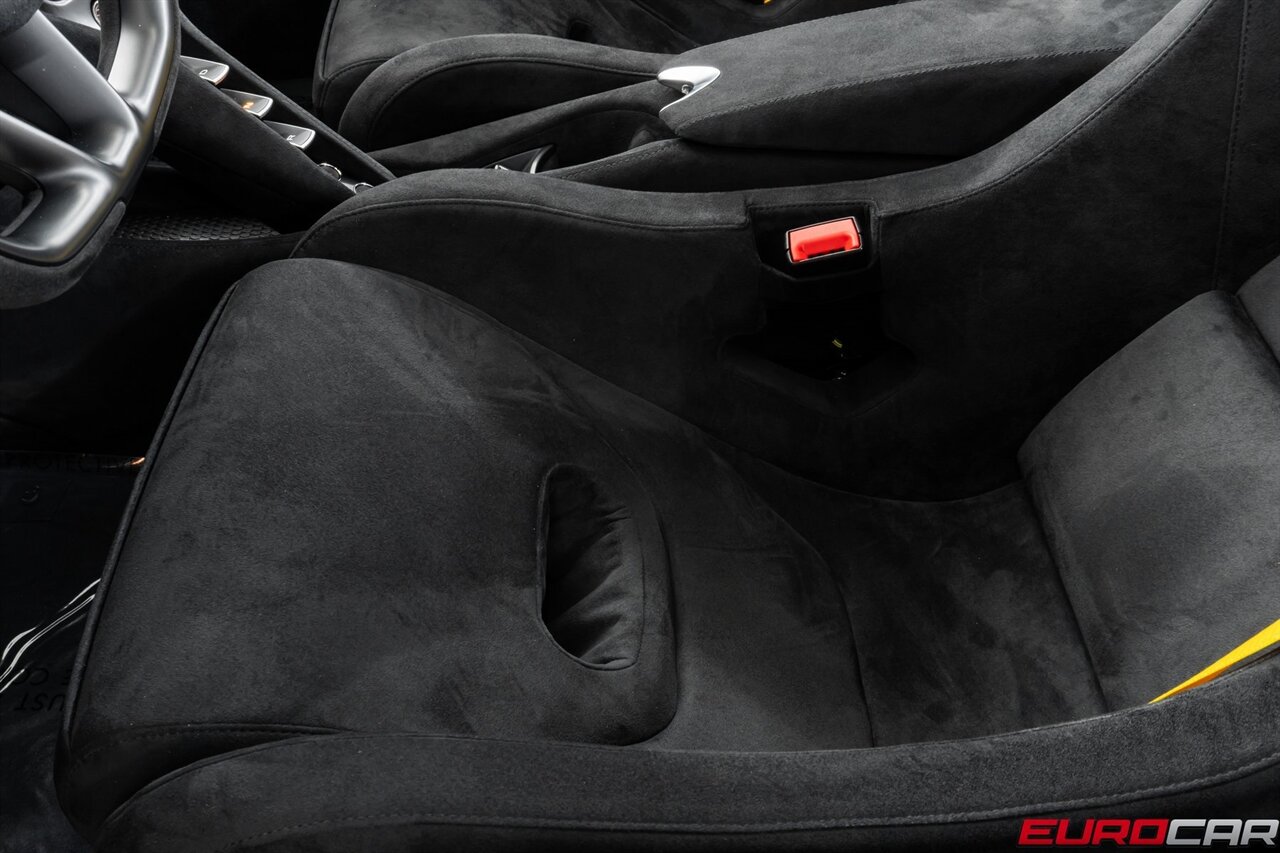 2024 McLaren 750S Spider  *JUST OVER 100 MILES * BEAUTIFUL SPEC* - Photo 45 - Costa Mesa, CA 92626
