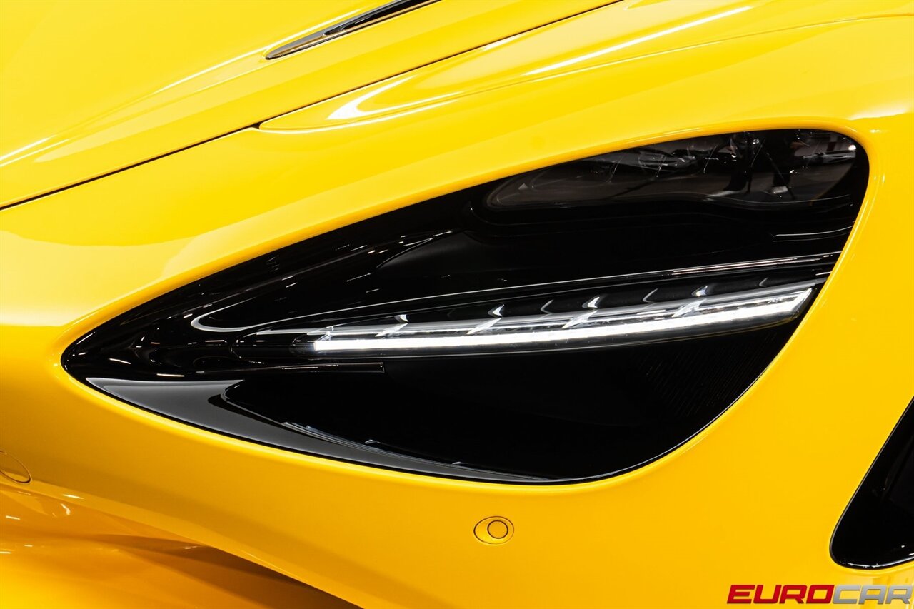 2024 McLaren 750S Spider  *JUST OVER 100 MILES * BEAUTIFUL SPEC* - Photo 13 - Costa Mesa, CA 92626