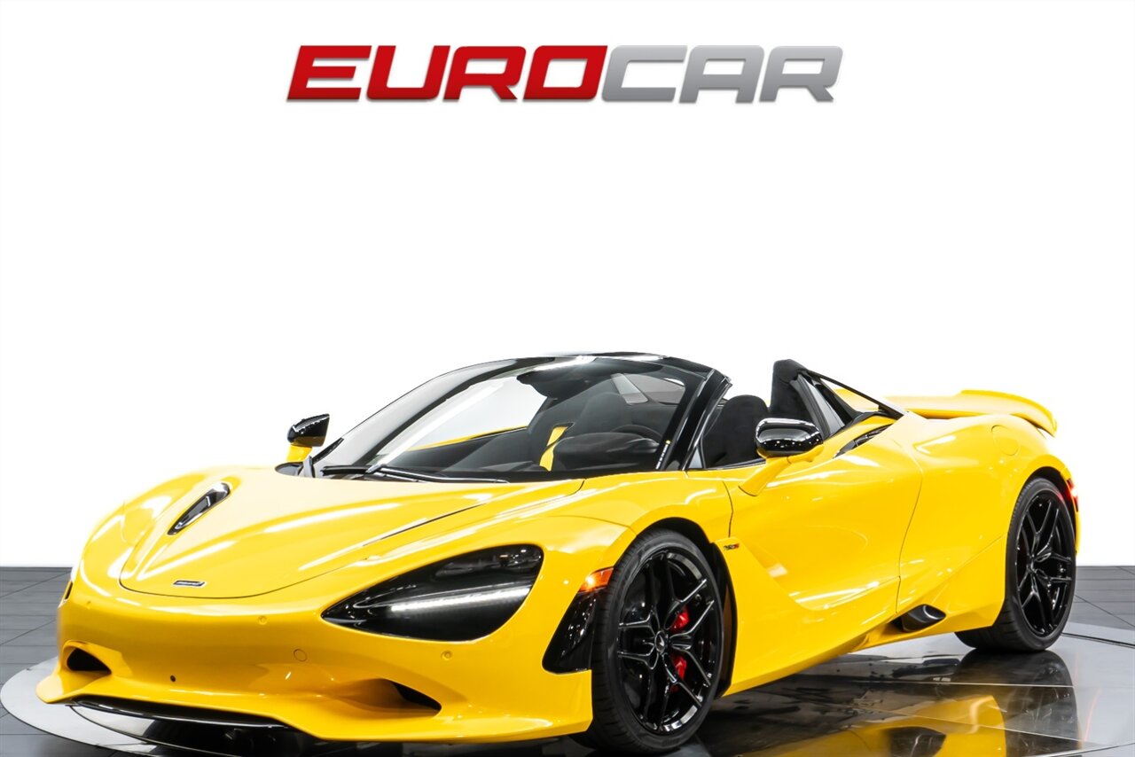 2024 McLaren 750S Spider *JUST OVER 100 MILES * BEAUTIFUL SPEC* - Photo 1 - Costa Mesa, CA 92626