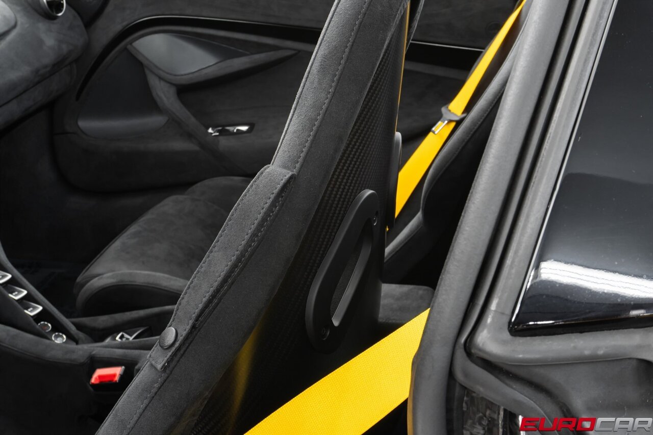 2024 McLaren 750S Spider  *JUST OVER 100 MILES * BEAUTIFUL SPEC* - Photo 42 - Costa Mesa, CA 92626