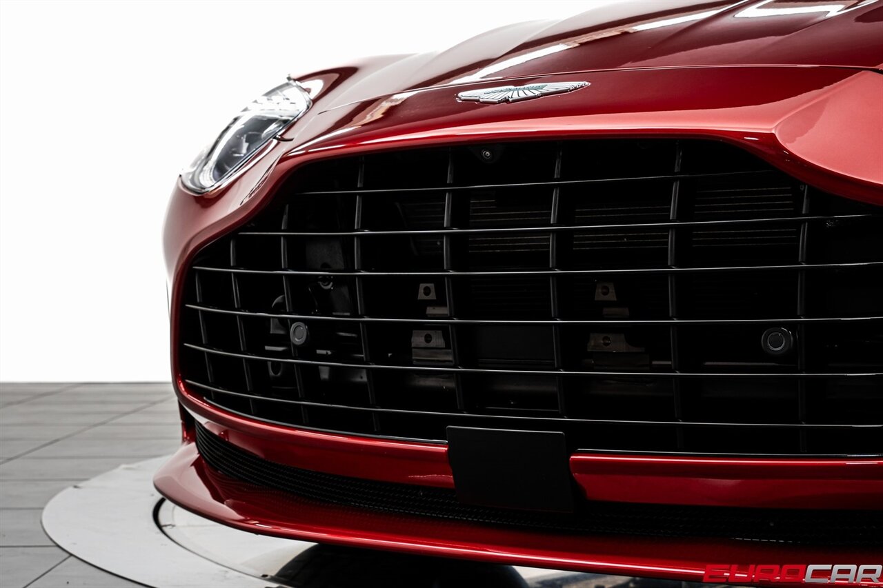 2024 Aston Martin DB12 V8  *HIGHLY OPTIONED* ONLY 3800 Pampered Miles* - Photo 12 - Costa Mesa, CA 92626