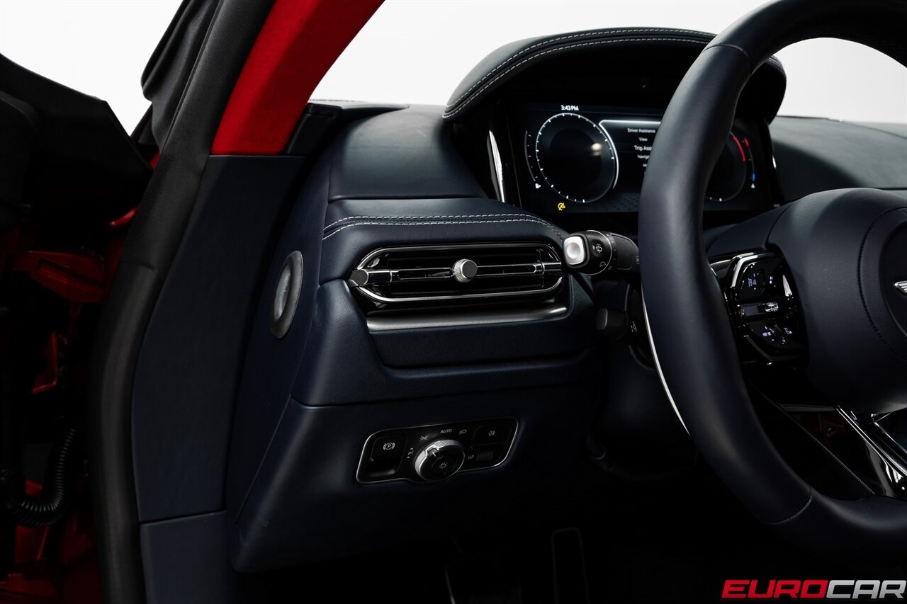 2024 Aston Martin DB12 V8  *HIGHLY OPTIONED* ONLY 3800 Pampered Miles* - Photo 26 - Costa Mesa, CA 92626