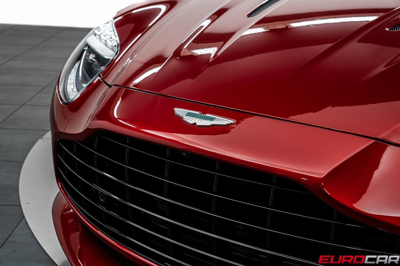 2024 Aston Martin DB12 V8  *HIGHLY OPTIONED* ONLY 3800 Pampered Miles* - Photo 9 - Costa Mesa, CA 92626