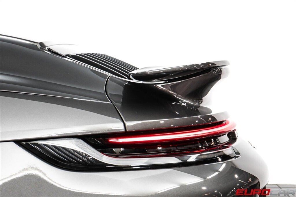2021 Porsche 911 Turbo *SPORT EXHAUST SYSTEM * FRONT AXLE LIFT SYSTEM* - Photo 21 - Costa Mesa, CA 92626