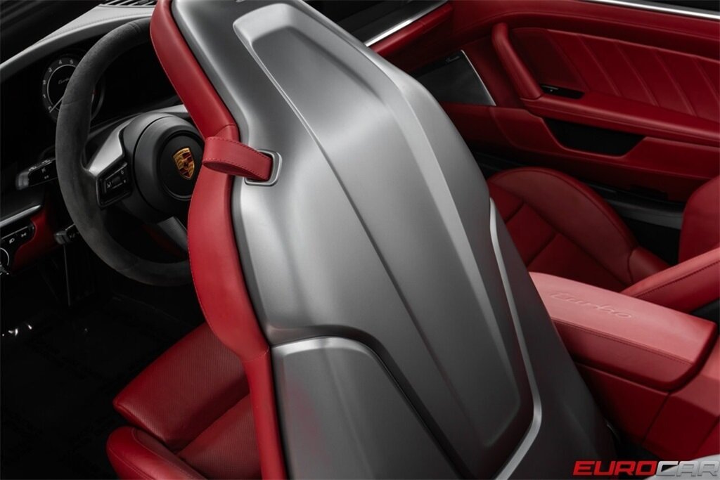 2021 Porsche 911 Turbo *SPORT EXHAUST SYSTEM * FRONT AXLE LIFT SYSTEM* - Photo 44 - Costa Mesa, CA 92626