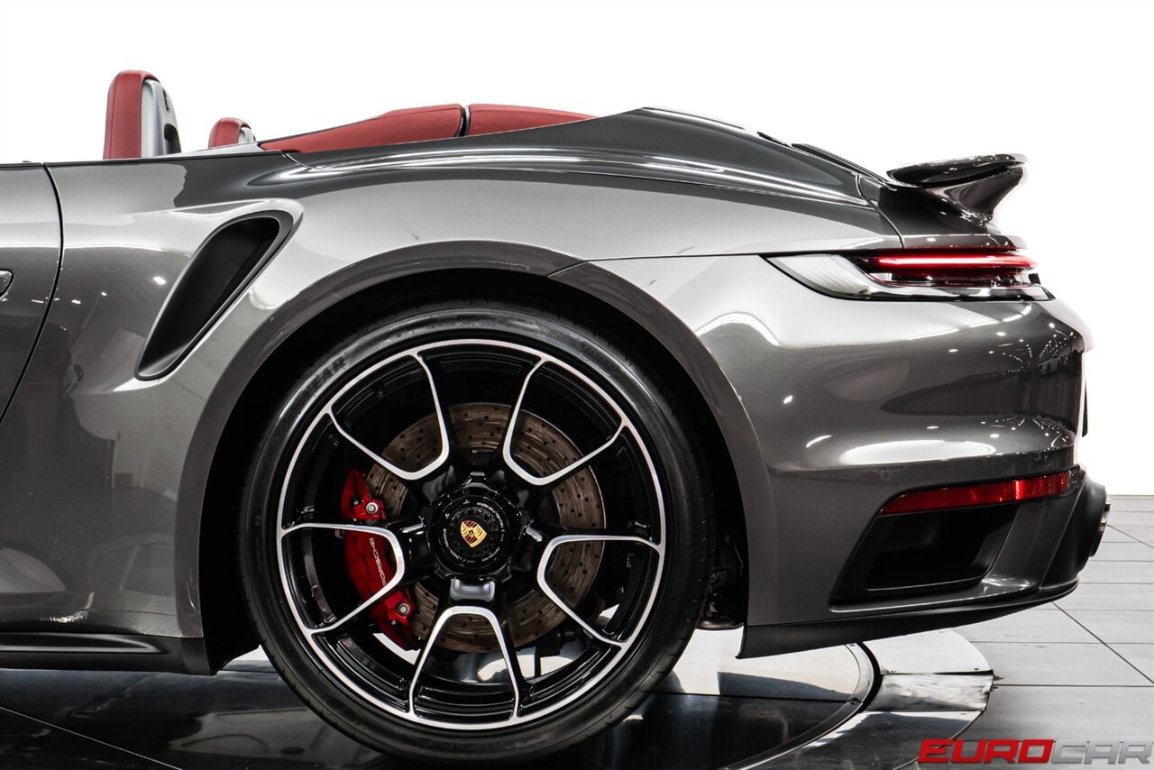 2021 Porsche 911 Turbo *SPORT EXHAUST SYSTEM * FRONT AXLE LIFT SYSTEM* - Photo 19 - Costa Mesa, CA 92626