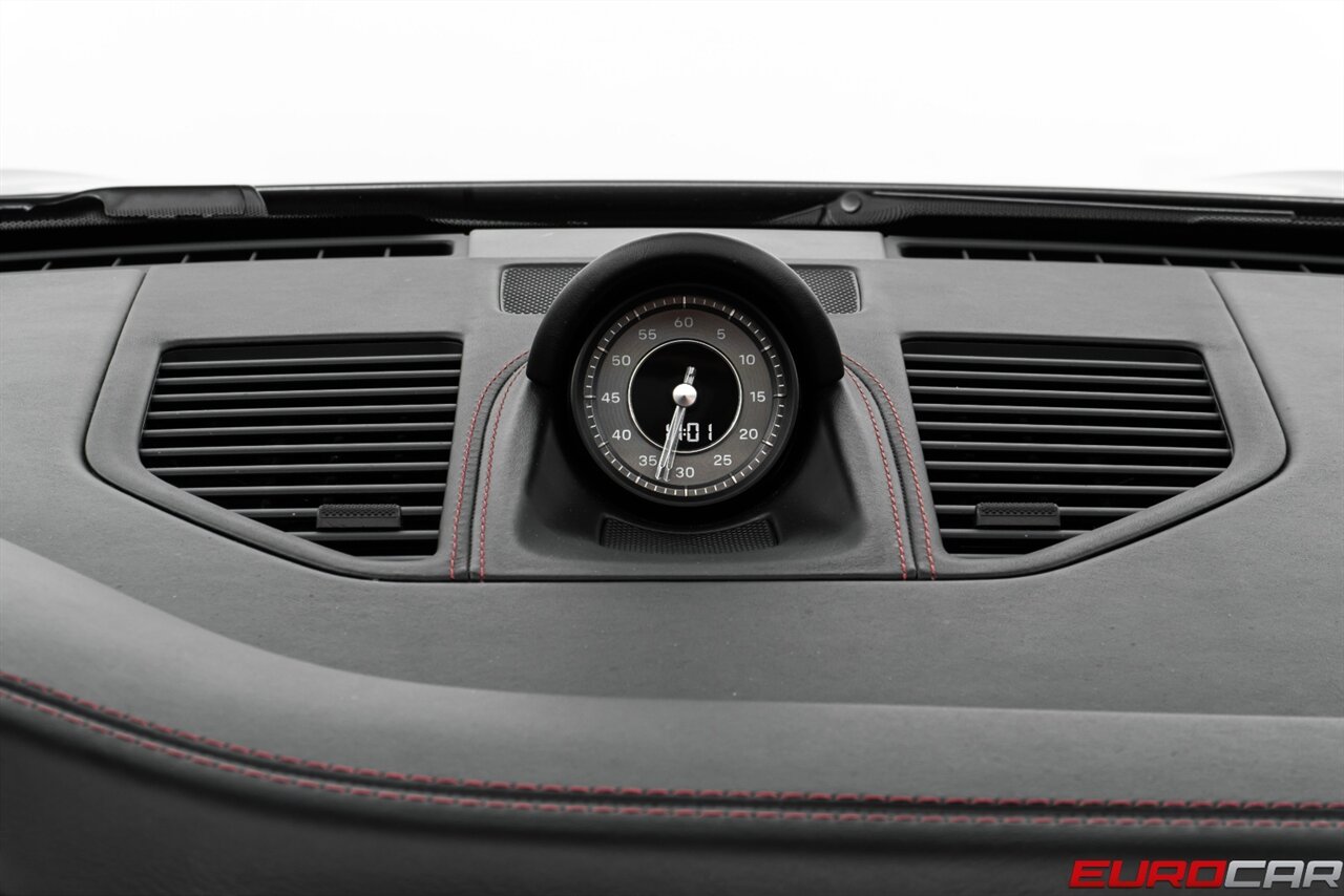 2021 Porsche 911 Turbo *SPORT EXHAUST SYSTEM * FRONT AXLE LIFT SYSTEM* - Photo 33 - Costa Mesa, CA 92626