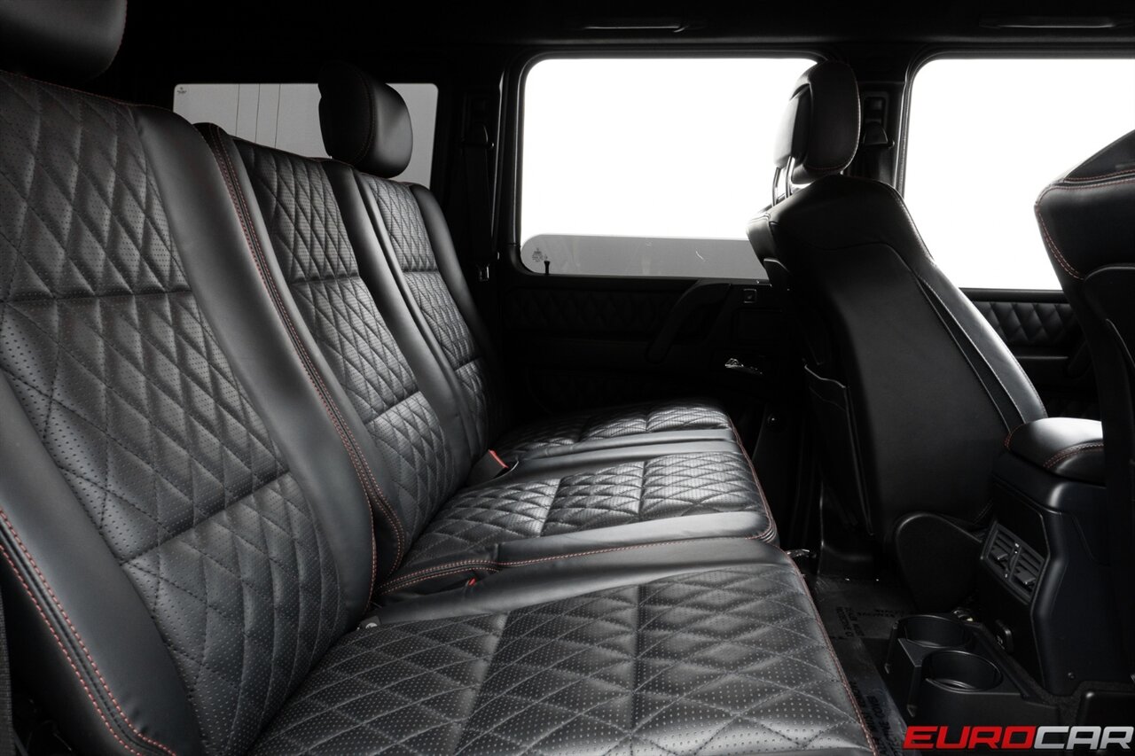 2018 Mercedes-Benz AMG G 63  *DESIGNO EXCLUSIVE UPHOLSTERY * CARBON FIBER INTERIOR* - Photo 42 - Costa Mesa, CA 92626