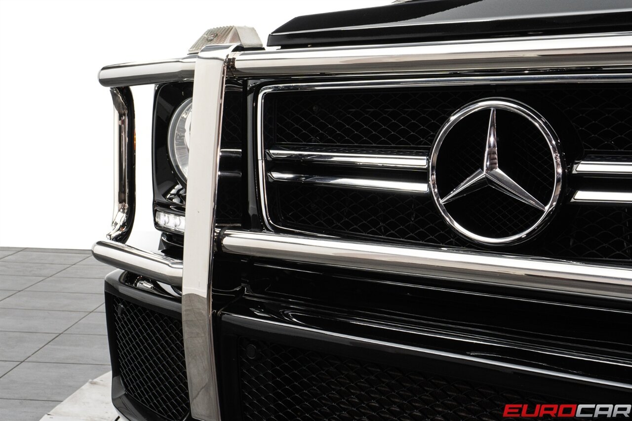 2018 Mercedes-Benz AMG G 63  *DESIGNO EXCLUSIVE UPHOLSTERY * CARBON FIBER INTERIOR* - Photo 12 - Costa Mesa, CA 92626