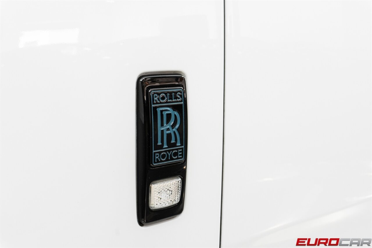 2023 Rolls-Royce Cullinan  *UNLIMITED MILEAGE WARRANTY FROM FACTORY * 436,075.00 MSRP * SHOOTING STARS * REAR THEATER* - Photo 21 - Costa Mesa, CA 92626