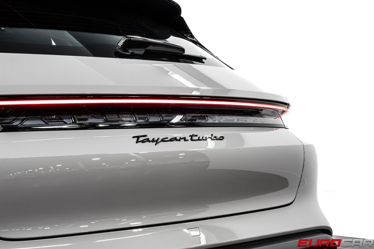 2024 Porsche Taycan Turbo Cross Turismo *MASSIVE MSRP $225,484 * DELIVERY MILES* - Photo 19 - Costa Mesa, CA 92626