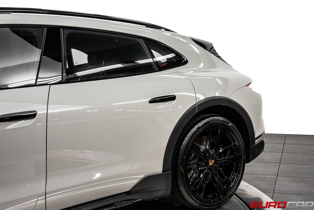 2024 Porsche Taycan Turbo Cross Turismo *MASSIVE MSRP $225,484 * DELIVERY MILES* - Photo 14 - Costa Mesa, CA 92626