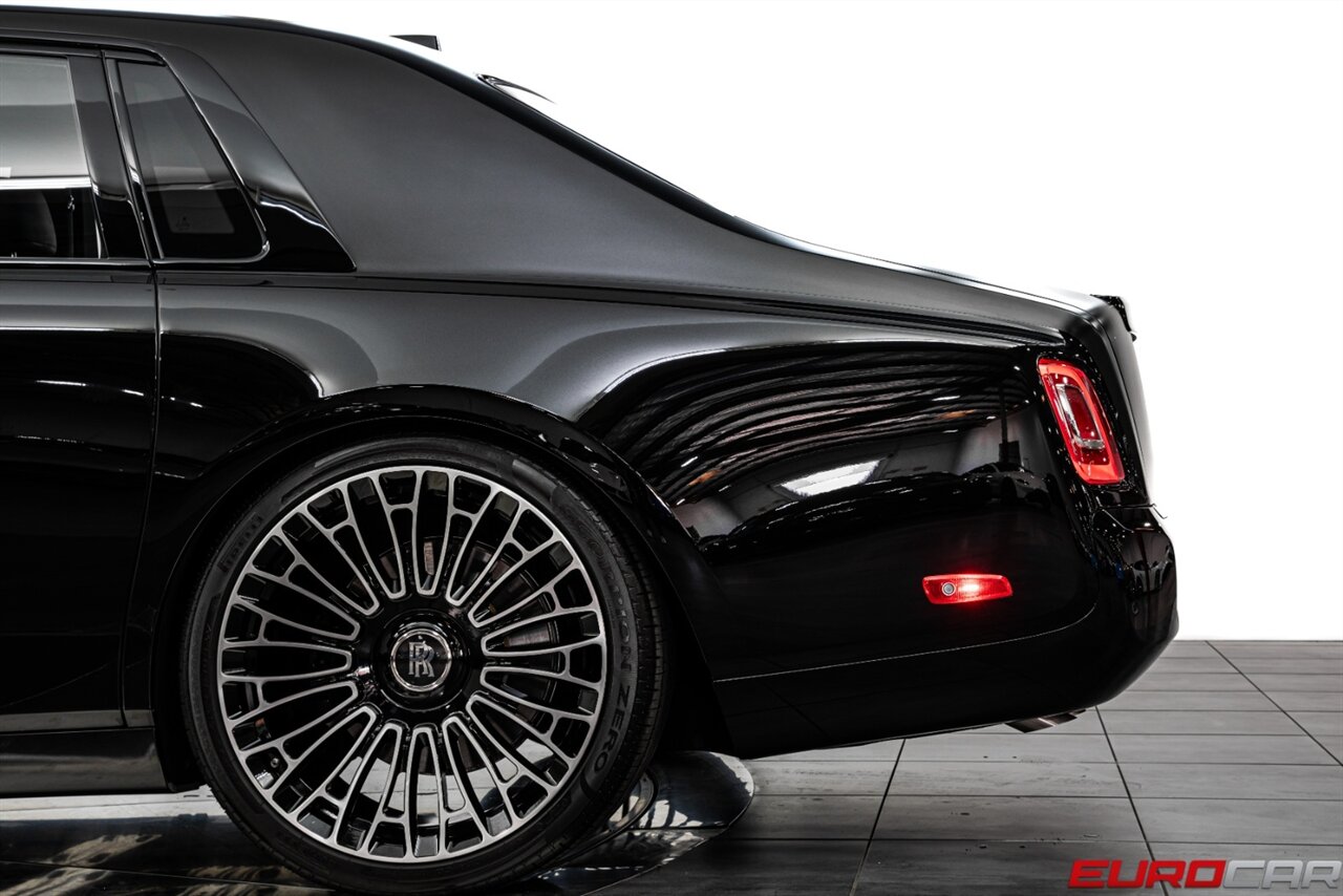 2024 Rolls-Royce Phantom *CUSTOM WHEELS * HIGH MSRP $604,200* - Photo 16 - Costa Mesa, CA 92626
