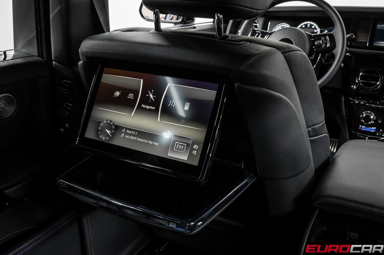 2024 Rolls-Royce Phantom  *CUSTOM WHEELS * HIGH $604,200 MSRP* - Photo 25 - Costa Mesa, CA 92626