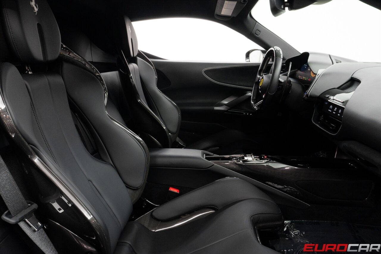 2023 Ferrari SF90 Stradale  *SUSPENSION LIFTER * HUGE CARBON FIBER OPTIONS* - Photo 50 - Costa Mesa, CA 92626