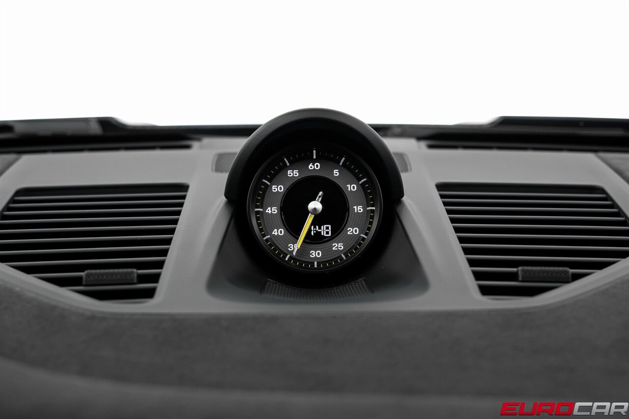 2025 Porsche 911 GT3 *WEISSACH PACKAGE * FOLDING BUCKET SEATS*   - Photo 34 - Costa Mesa, CA 92626