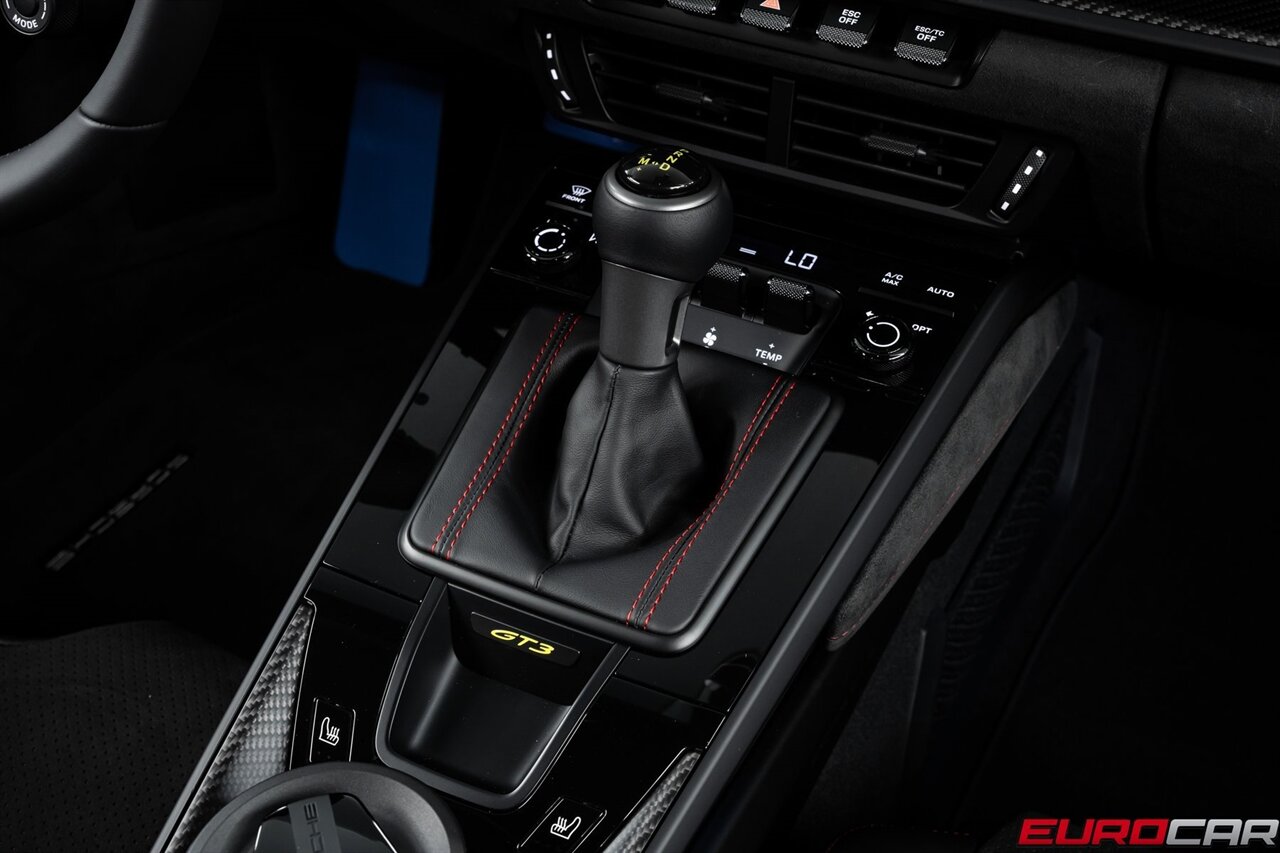 2025 Porsche 911 GT3 *WEISSACH PACKAGE * FOLDING BUCKET SEATS*   - Photo 37 - Costa Mesa, CA 92626