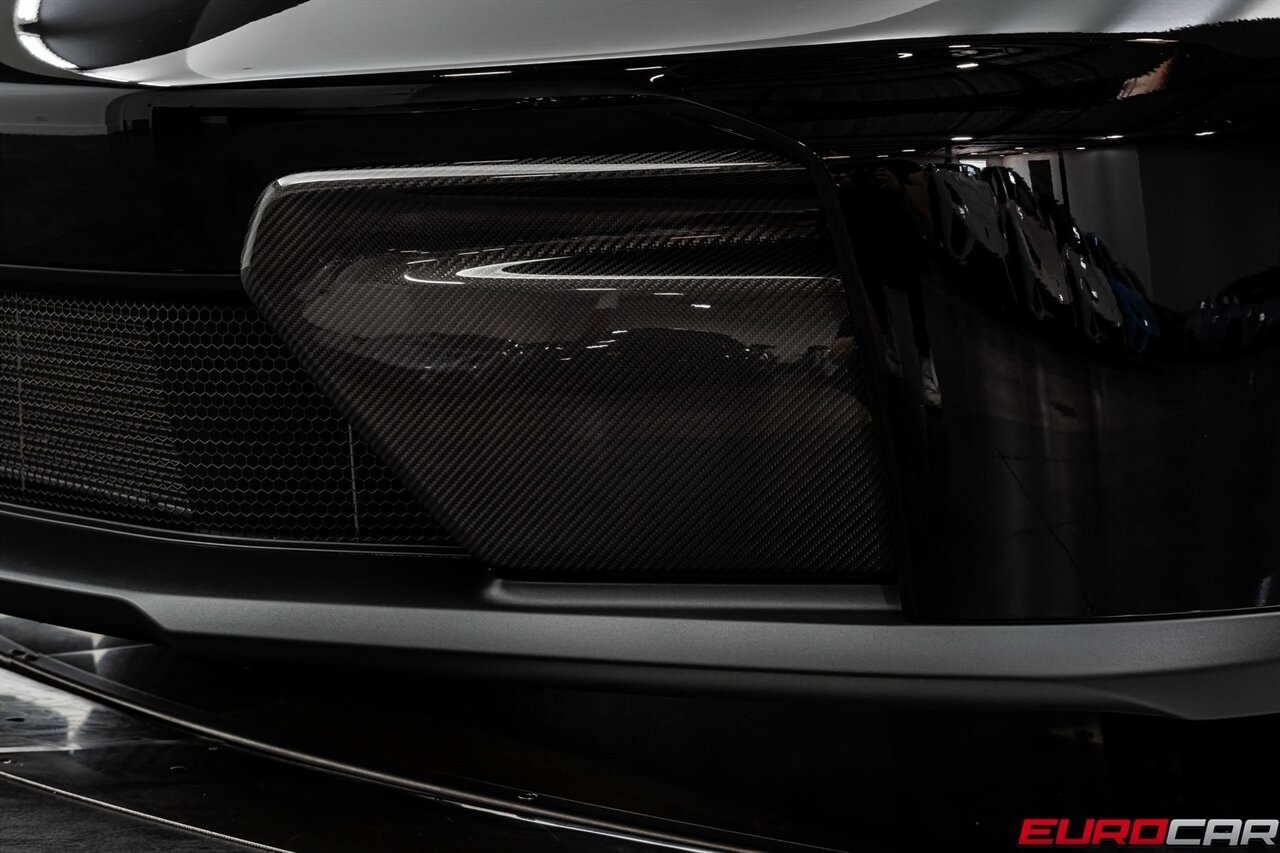 2025 Porsche 911 GT3 *WEISSACH PACKAGE * FOLDING BUCKET SEATS*   - Photo 15 - Costa Mesa, CA 92626