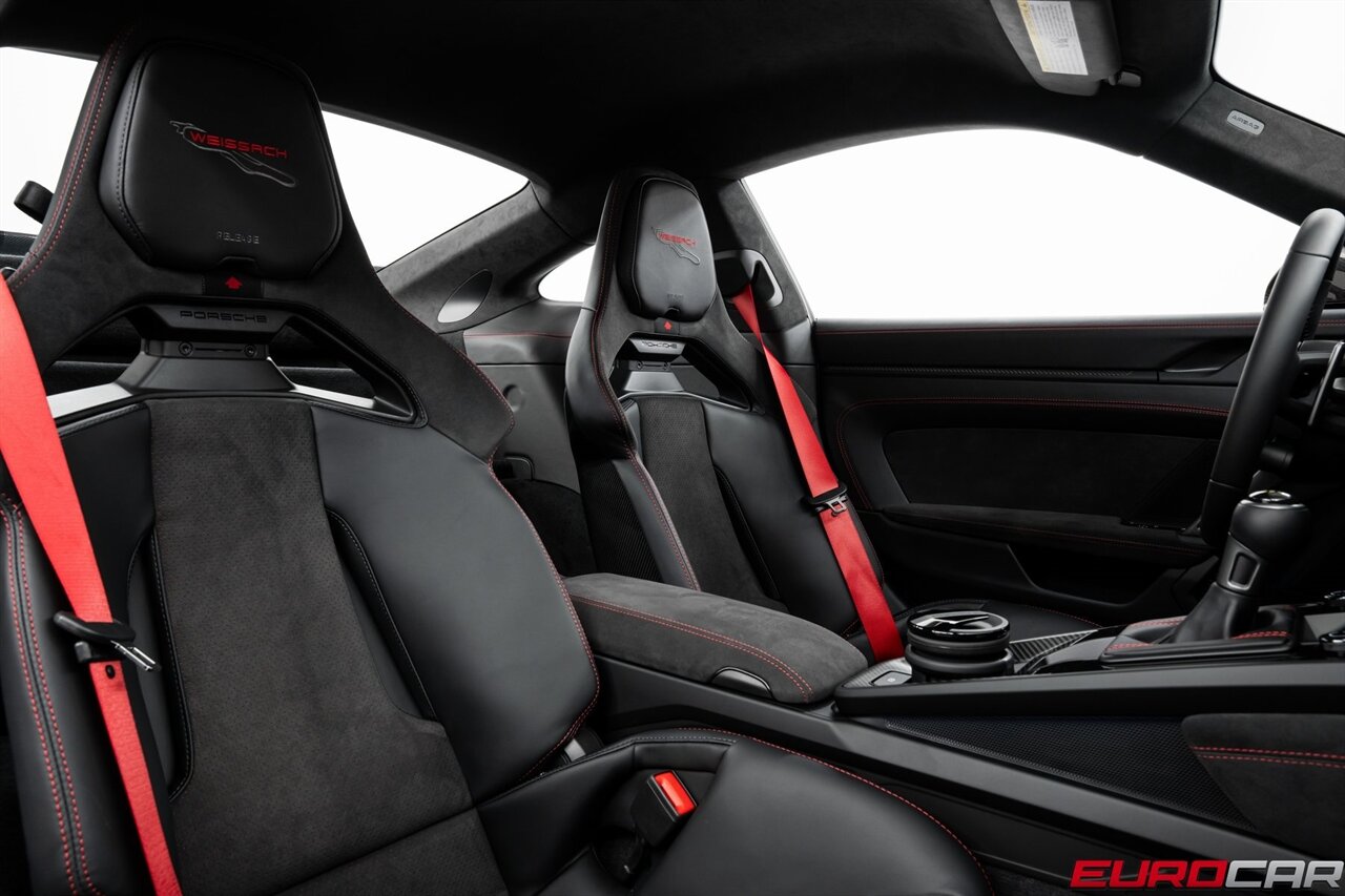 2025 Porsche 911 GT3 *WEISSACH PACKAGE * FOLDING BUCKET SEATS*   - Photo 43 - Costa Mesa, CA 92626