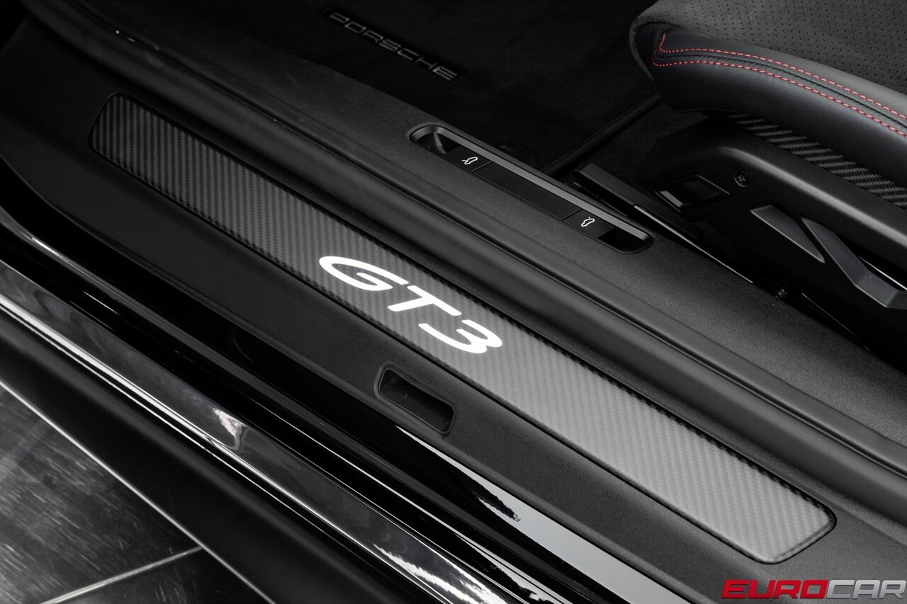 2025 Porsche 911 GT3 *WEISSACH PACKAGE * FOLDING BUCKET SEATS*   - Photo 50 - Costa Mesa, CA 92626