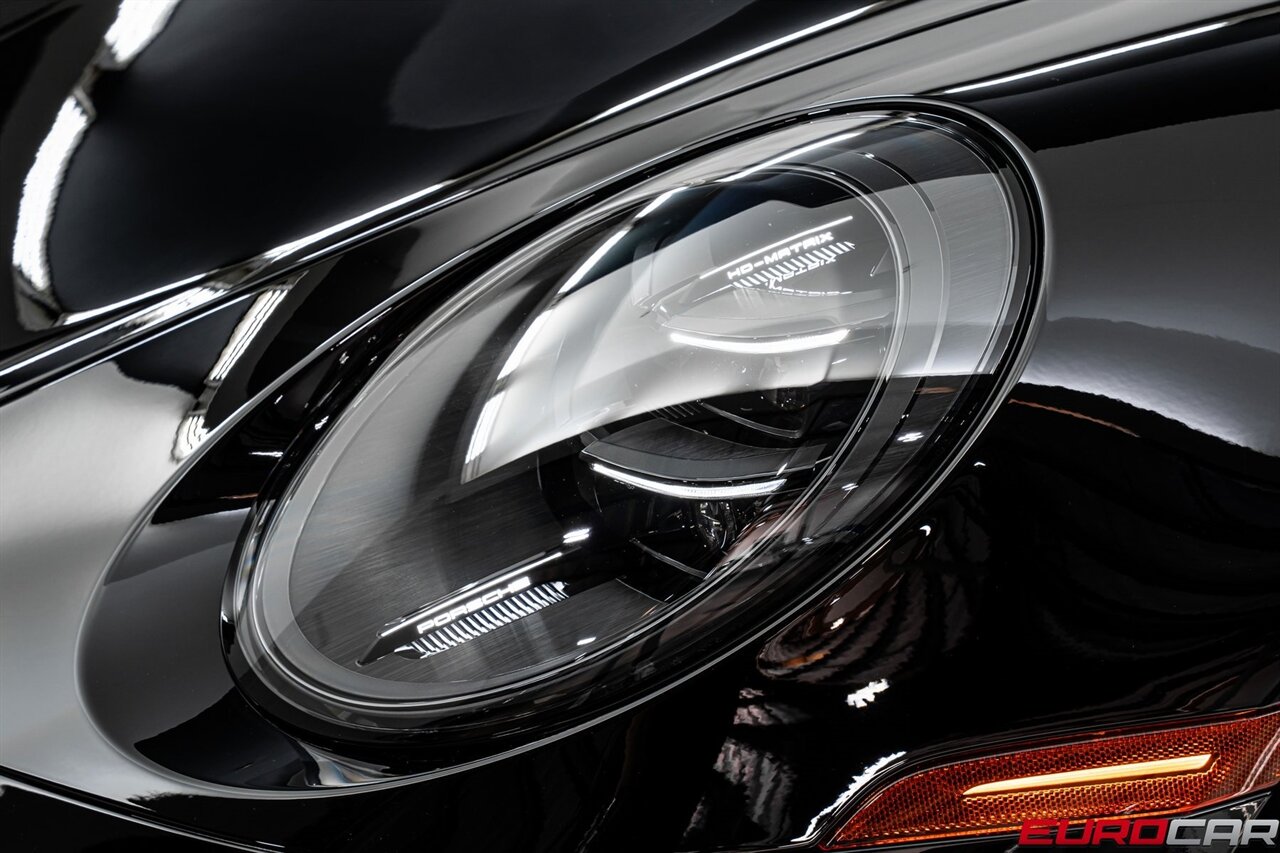 2025 Porsche 911 GT3 *WEISSACH PACKAGE * FOLDING BUCKET SEATS*   - Photo 13 - Costa Mesa, CA 92626