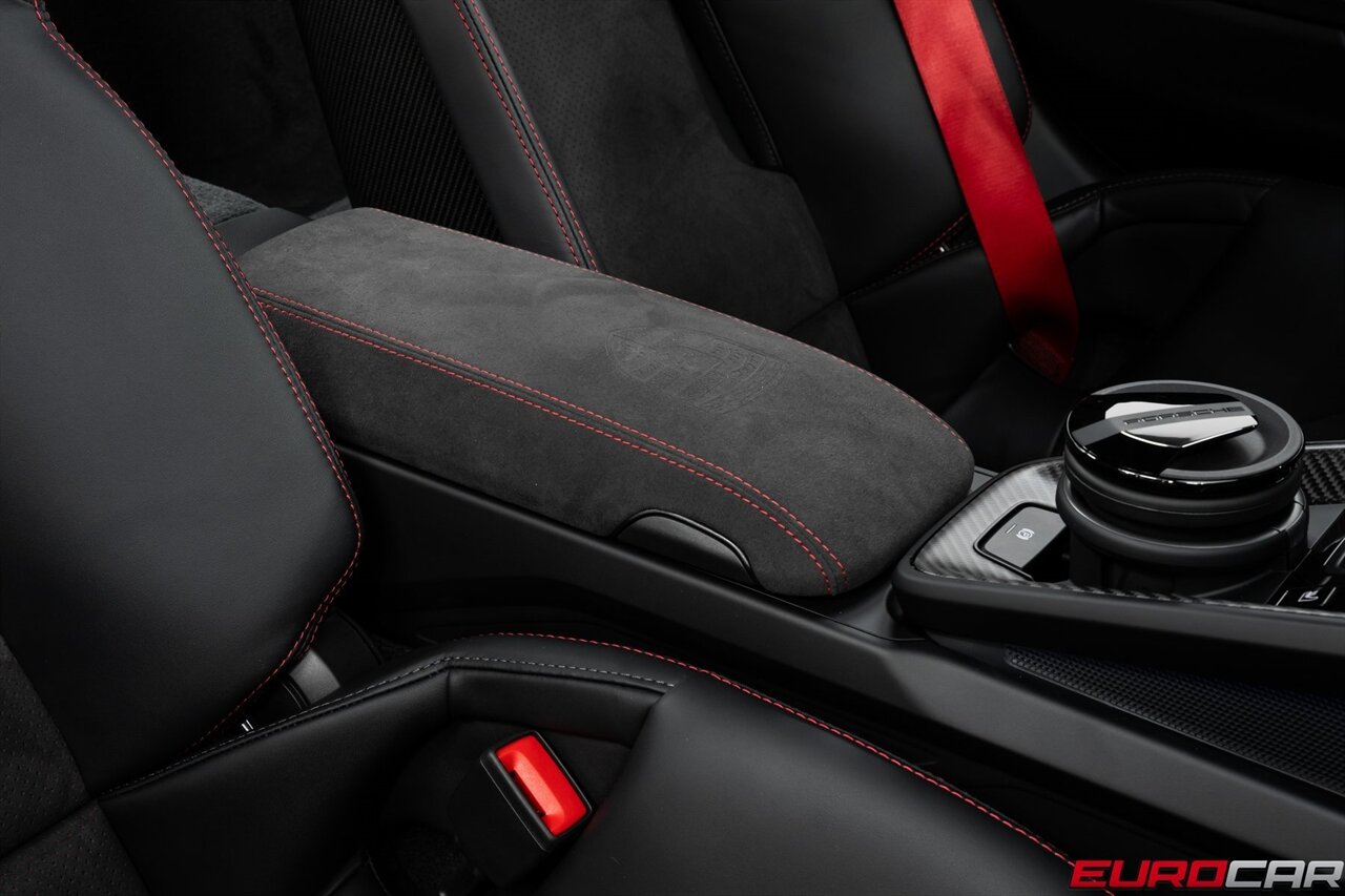 2025 Porsche 911 GT3 *WEISSACH PACKAGE * FOLDING BUCKET SEATS*   - Photo 40 - Costa Mesa, CA 92626