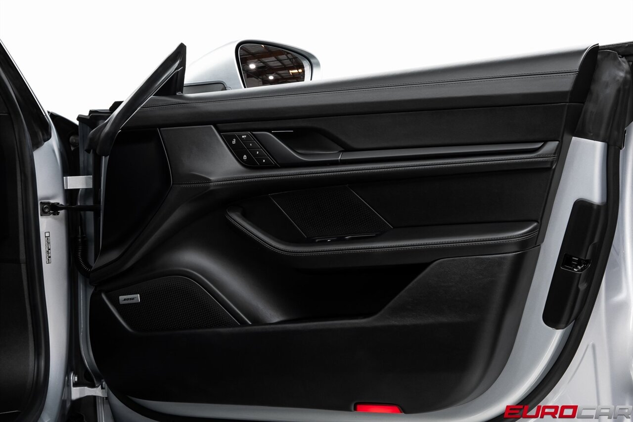 2022 Porsche Taycan GTS *PREMIUM PACKAGE * PANORAMIC SUNROOF*   - Photo 25 - Costa Mesa, CA 92626