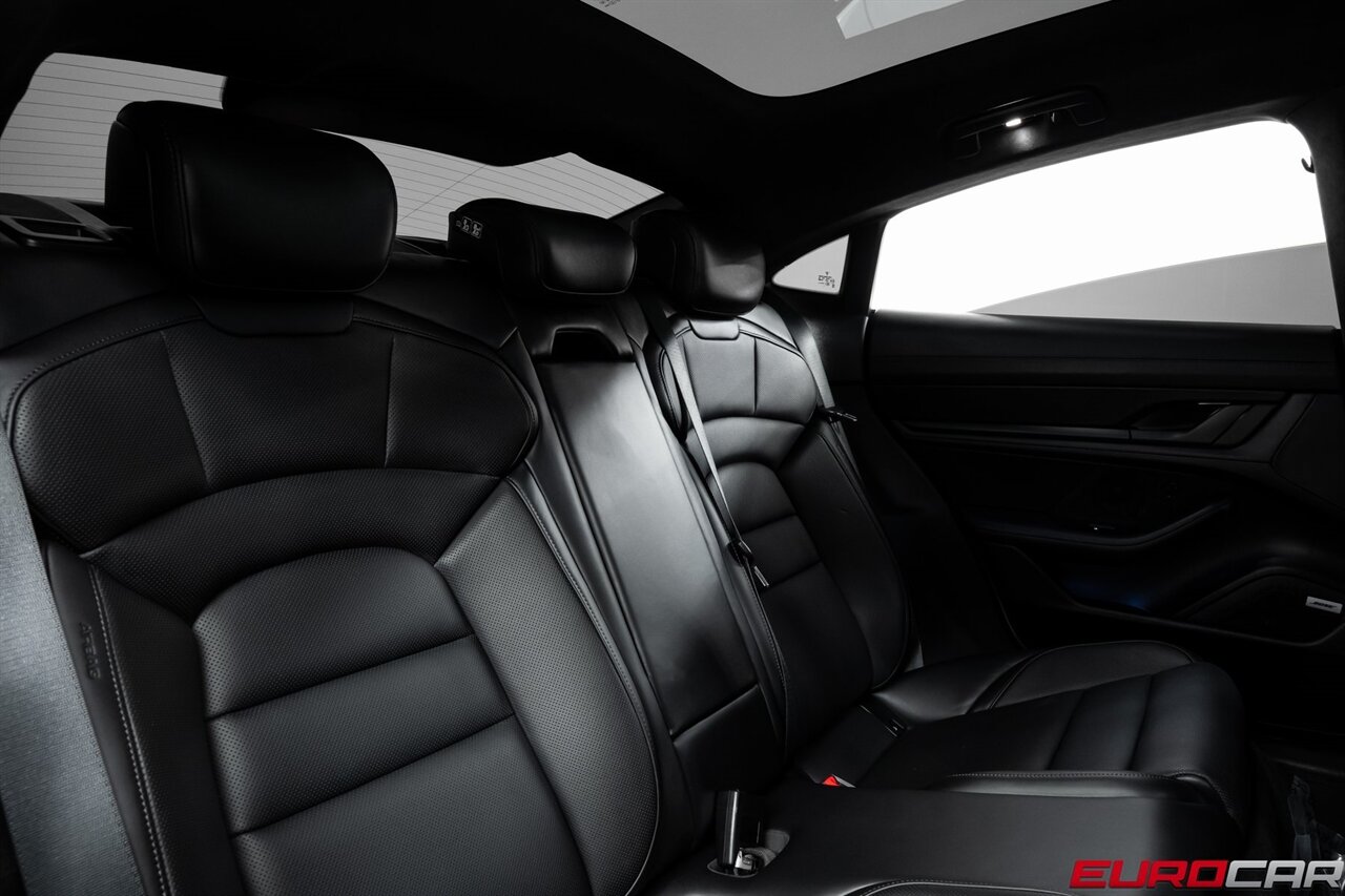 2022 Porsche Taycan GTS *PREMIUM PACKAGE * PANORAMIC SUNROOF*   - Photo 40 - Costa Mesa, CA 92626