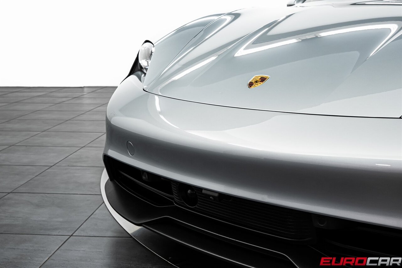 2022 Porsche Taycan GTS *PREMIUM PACKAGE * PANORAMIC SUNROOF*   - Photo 12 - Costa Mesa, CA 92626