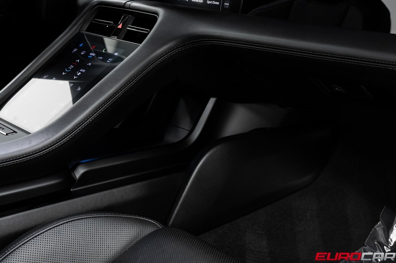 2022 Porsche Taycan GTS *PREMIUM PACKAGE * PANORAMIC SUNROOF*   - Photo 37 - Costa Mesa, CA 92626