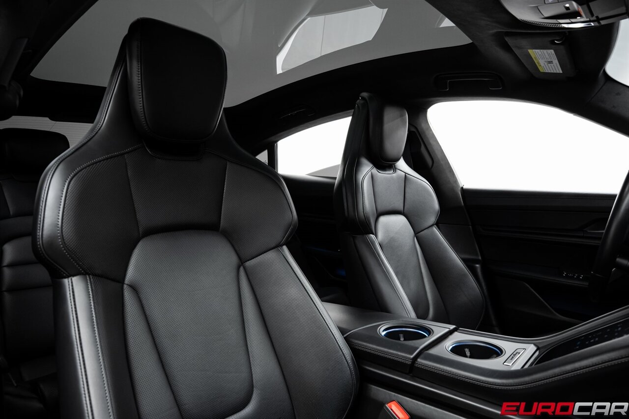 2022 Porsche Taycan GTS *PREMIUM PACKAGE * PANORAMIC SUNROOF*   - Photo 39 - Costa Mesa, CA 92626