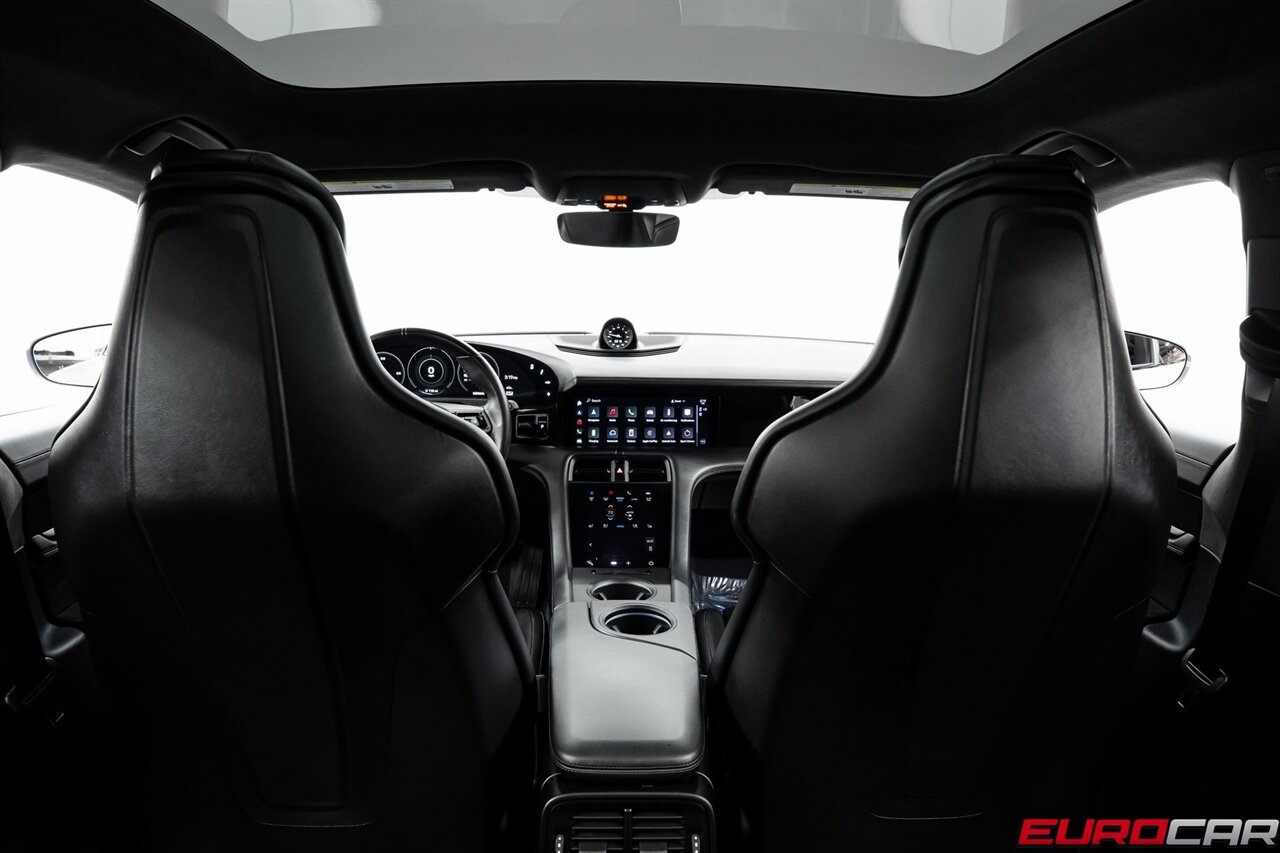 2022 Porsche Taycan GTS *PREMIUM PACKAGE * PANORAMIC SUNROOF*   - Photo 26 - Costa Mesa, CA 92626