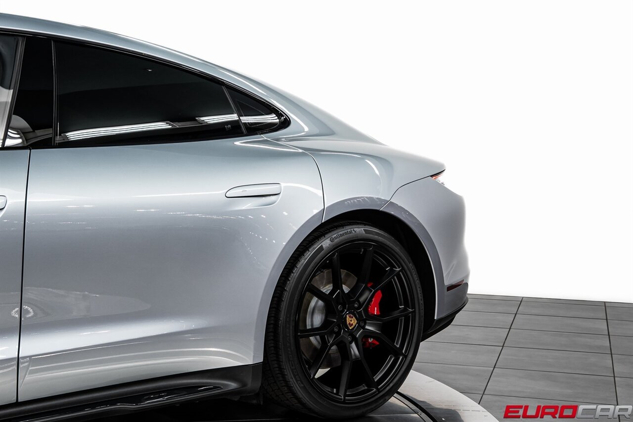 2022 Porsche Taycan GTS *PREMIUM PACKAGE * PANORAMIC SUNROOF*   - Photo 21 - Costa Mesa, CA 92626