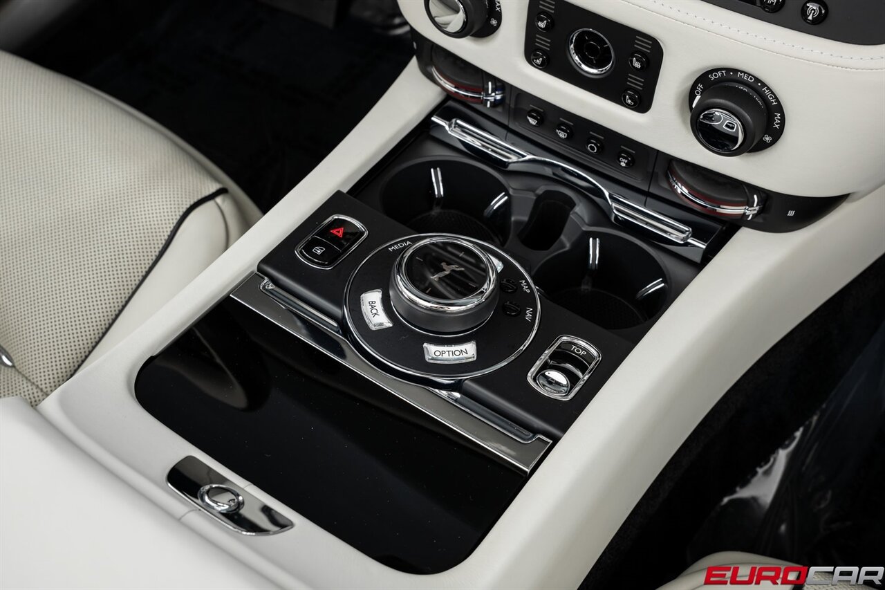 2018 Rolls-Royce Dawn *BESPOKE INTERIOR * IMMACULATE CONDITION* - Photo 30 - Costa Mesa, CA 92626