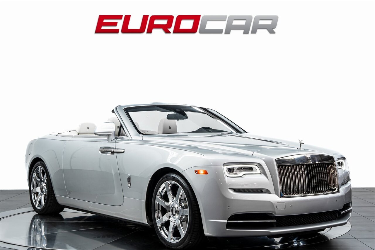 2018 Rolls-Royce Dawn *BESPOKE INTERIOR * IMMACULATE CONDITION* - Photo 9 - Costa Mesa, CA 92626