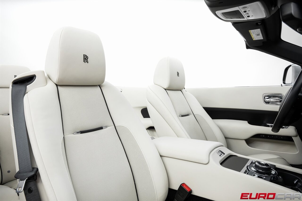 2018 Rolls-Royce Dawn *BESPOKE INTERIOR * IMMACULATE CONDITION* - Photo 34 - Costa Mesa, CA 92626