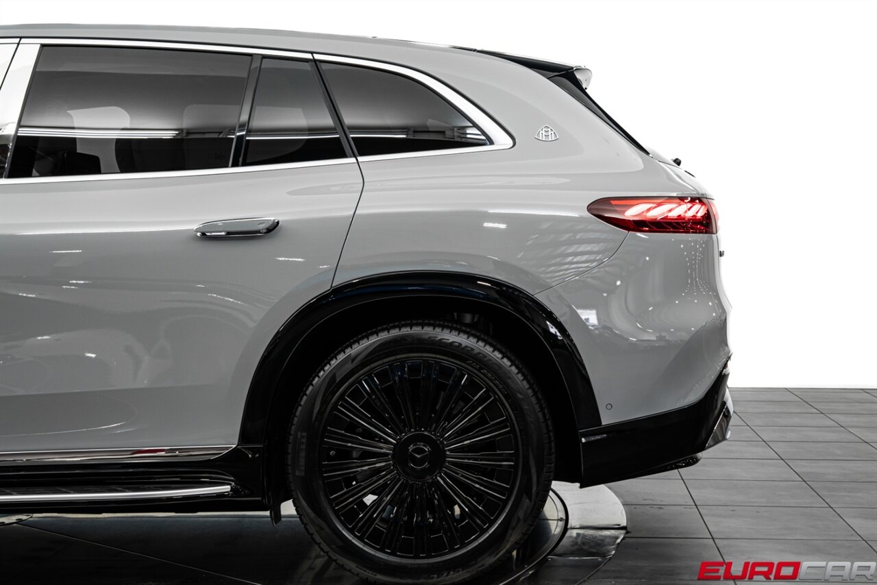 2024 Mercedes-Benz EQS Mercedes-Maybach EQS 680 4MATIC  *REAR SEAT PACKAGE * PASSENGER DISPLAY * $207,420 MSRP* - Photo 18 - Costa Mesa, CA 92626