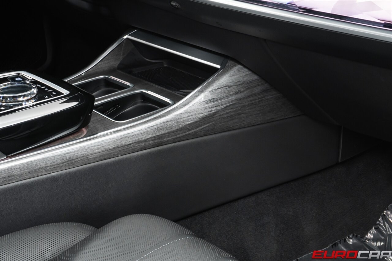 2024 BMW i7 xDrive60 *$144,095 MSRP!* - Photo 37 - Costa Mesa, CA 92626