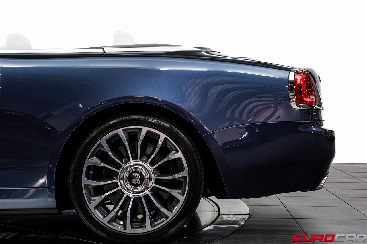 2019 Rolls-Royce Dawn  *TRI-COLOR BESPOKE DESIGN * RARE INTERIOR* - Photo 18 - Costa Mesa, CA 92626