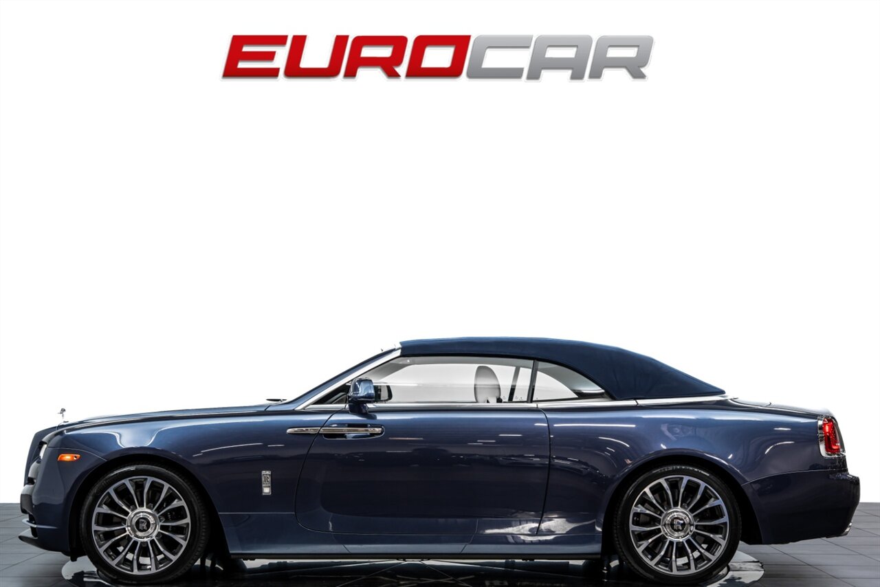 2019 Rolls-Royce Dawn  *TRI-COLOR BESPOKE DESIGN * RARE INTERIOR* - Photo 3 - Costa Mesa, CA 92626