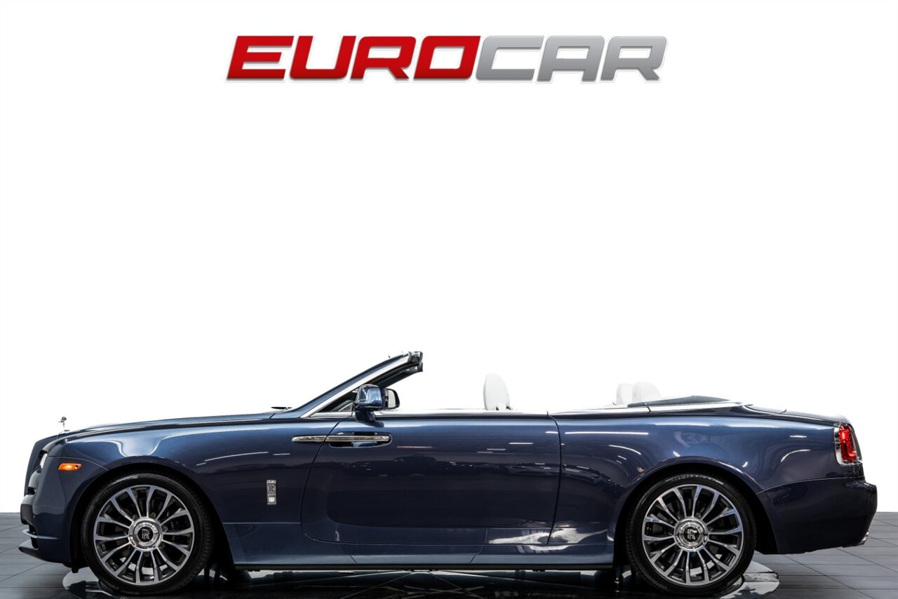 2019 Rolls-Royce Dawn  *TRI-COLOR BESPOKE DESIGN * RARE INTERIOR* - Photo 2 - Costa Mesa, CA 92626