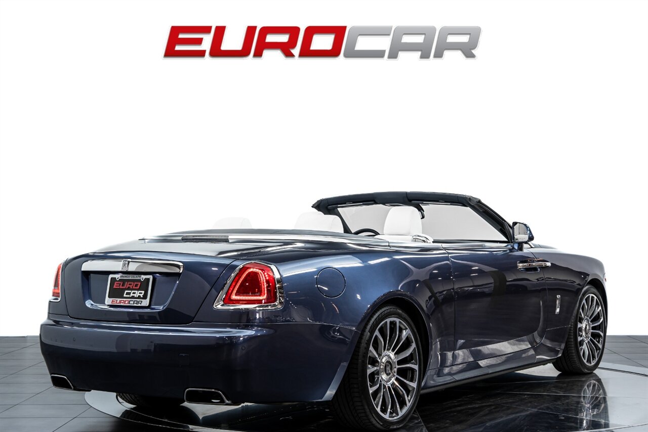 2019 Rolls-Royce Dawn  *TRI-COLOR BESPOKE DESIGN * RARE INTERIOR* - Photo 6 - Costa Mesa, CA 92626