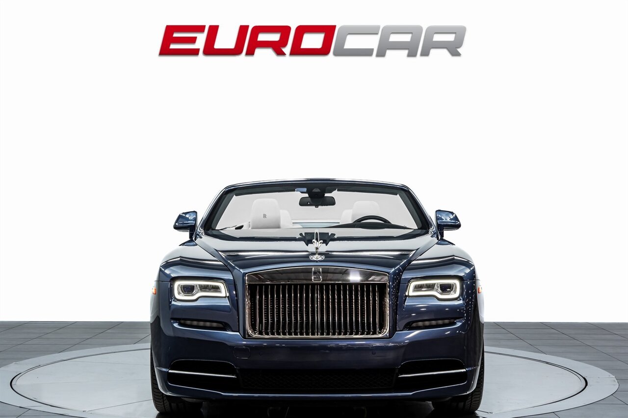 2019 Rolls-Royce Dawn  *TRI-COLOR BESPOKE DESIGN * RARE INTERIOR* - Photo 10 - Costa Mesa, CA 92626