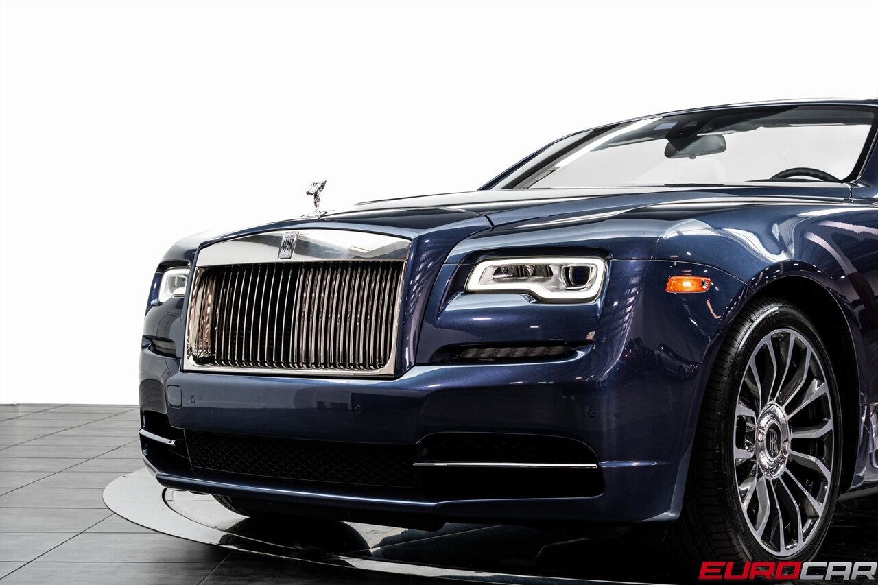 2019 Rolls-Royce Dawn  *TRI-COLOR BESPOKE DESIGN * RARE INTERIOR* - Photo 14 - Costa Mesa, CA 92626